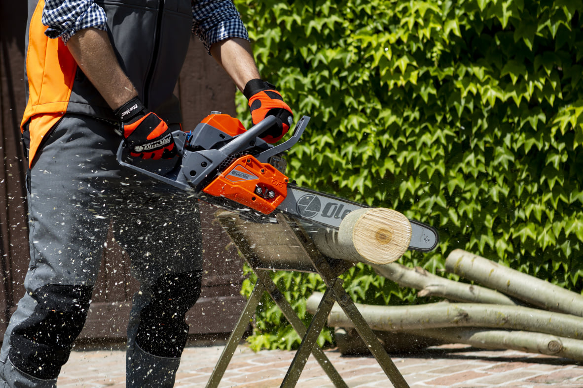 Man with chain saw